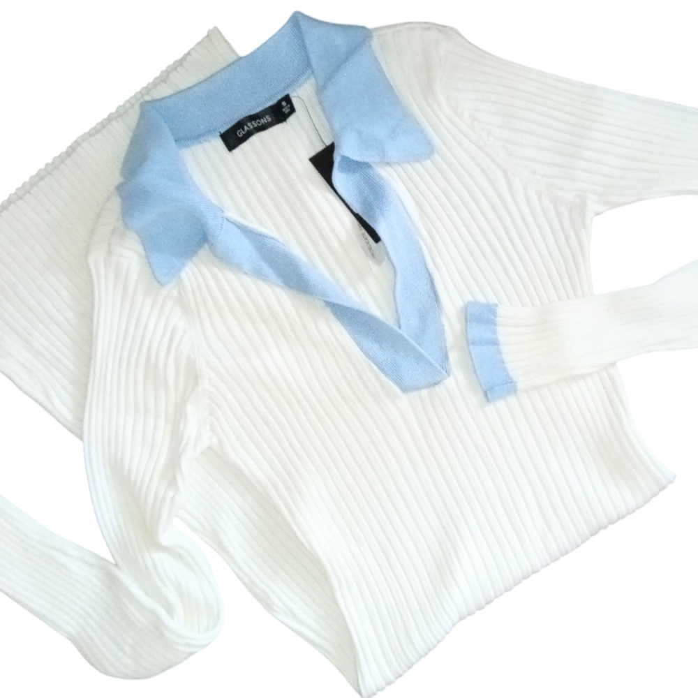 Glassons V-Neck Sweater in White and Light Blue